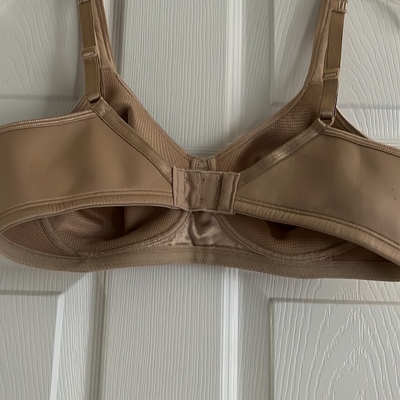 Playtex 38B beige bra - Picture 4 of 7